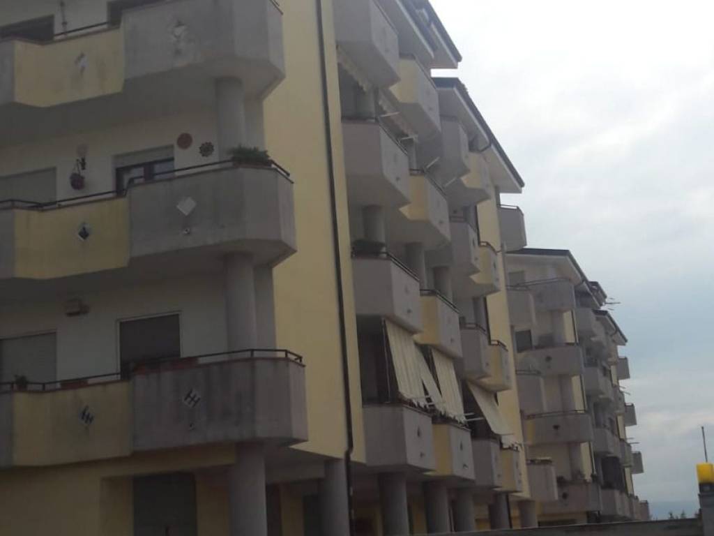 Appartamento a Rose in via carlo alberto dalla chiesa - Foto 2