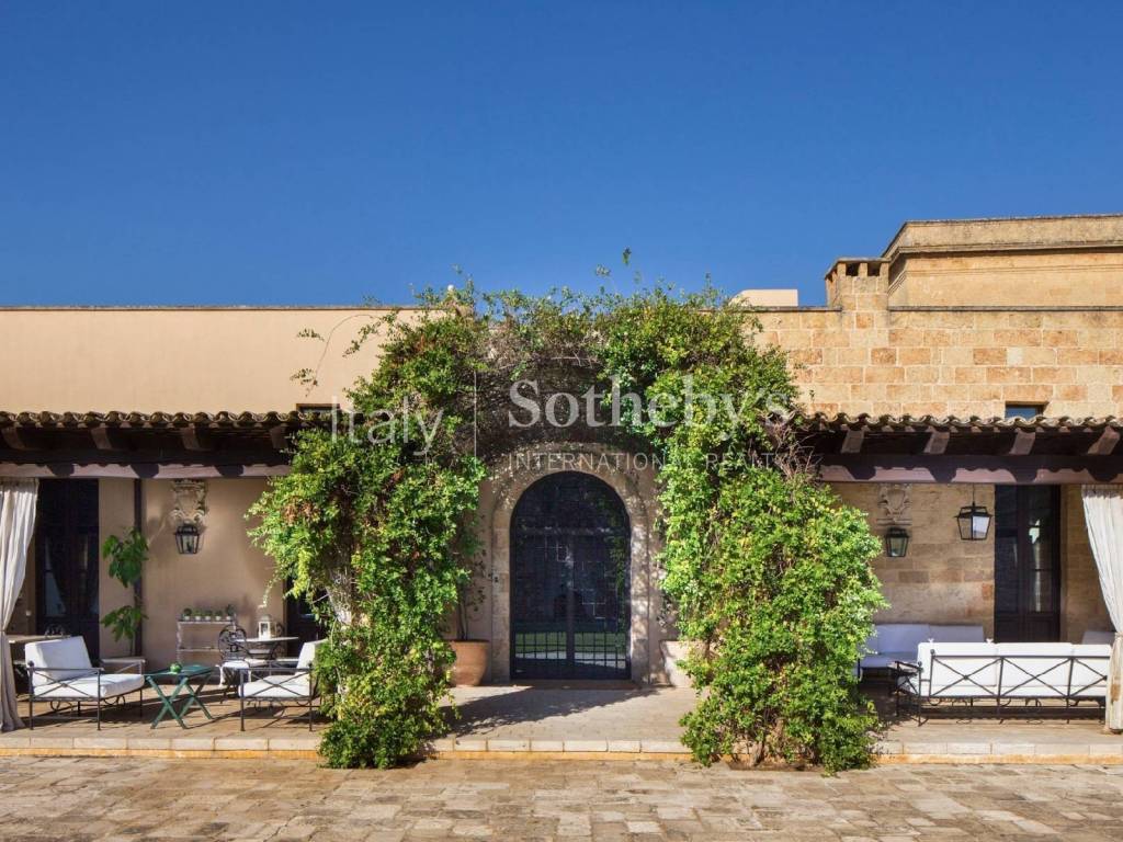 Palazzo / stabile a Tricase in Piazza Sant'Andrea - Foto 3