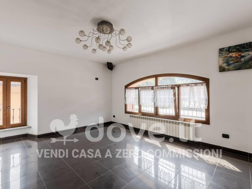 Appartamento a Cremenaga in Via Dogana, 8 - Foto 2