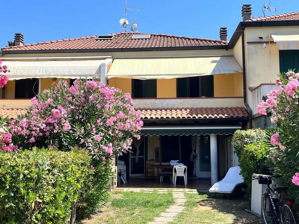 Villetta a schiera a Ameglia in Via Litoranea, 55 - Foto 2