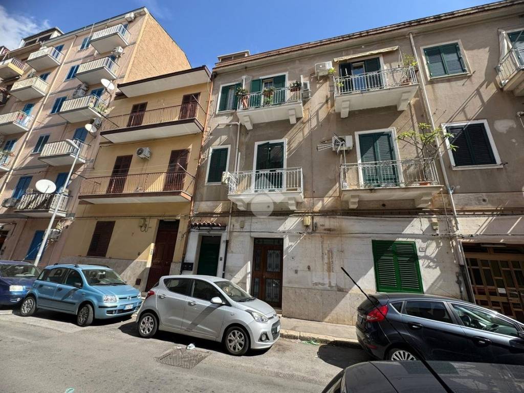 Appartamento a Palermo in Via Felice Bisazza, 15 - Foto 1