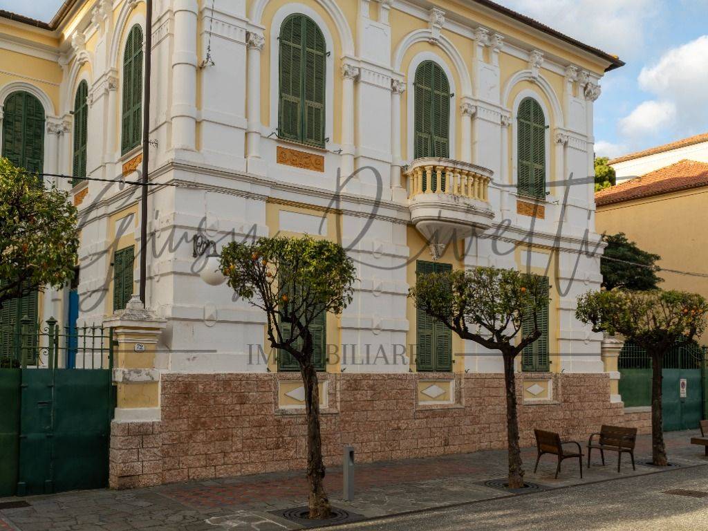 Villa a Diano marina in Corso Roma, 72 - Foto 2
