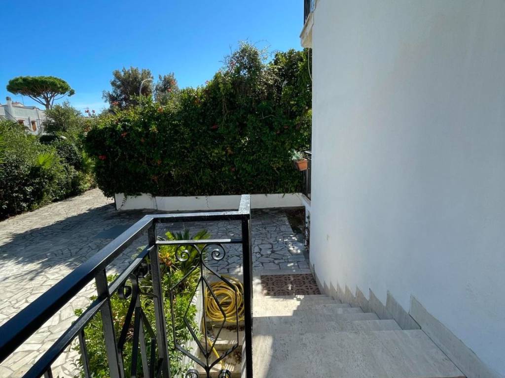 Appartamento a San felice circeo in Via Tresilene, 15 - Foto 2