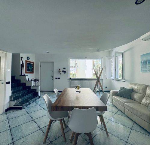 Villa a Santa marinella in Via Delle Orchidee - Foto 3