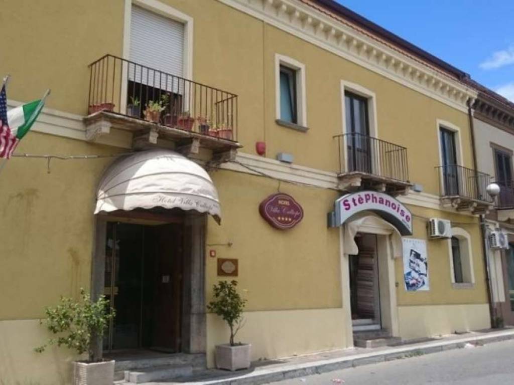 Palazzo / stabile a Gioia tauro in Viale Rimembranze 23 - Foto 3