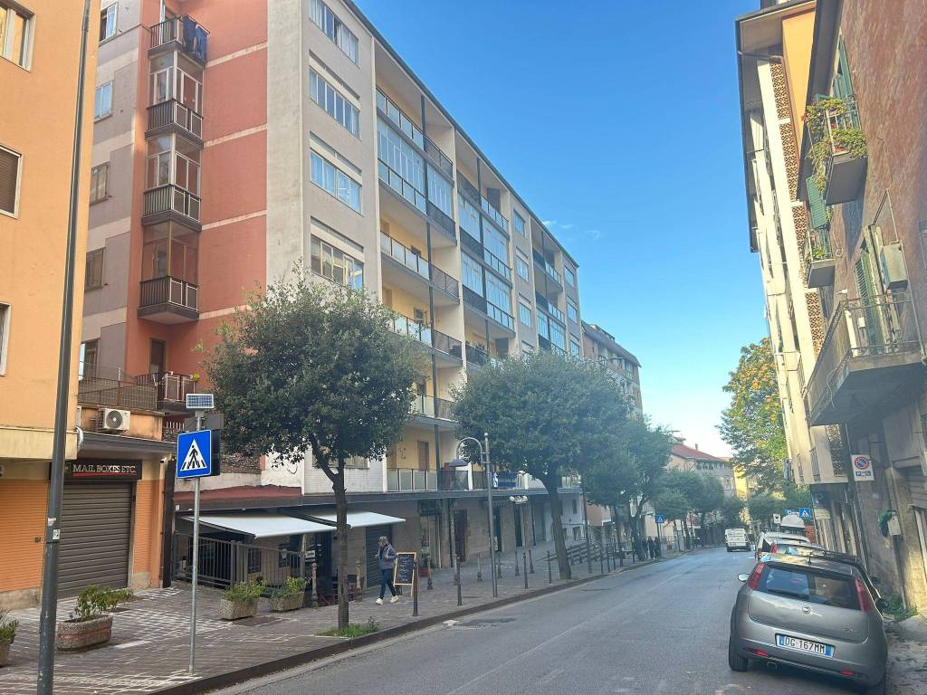 Appartamento a Potenza in Via Giuseppe Mazzini, 69 - Foto 2