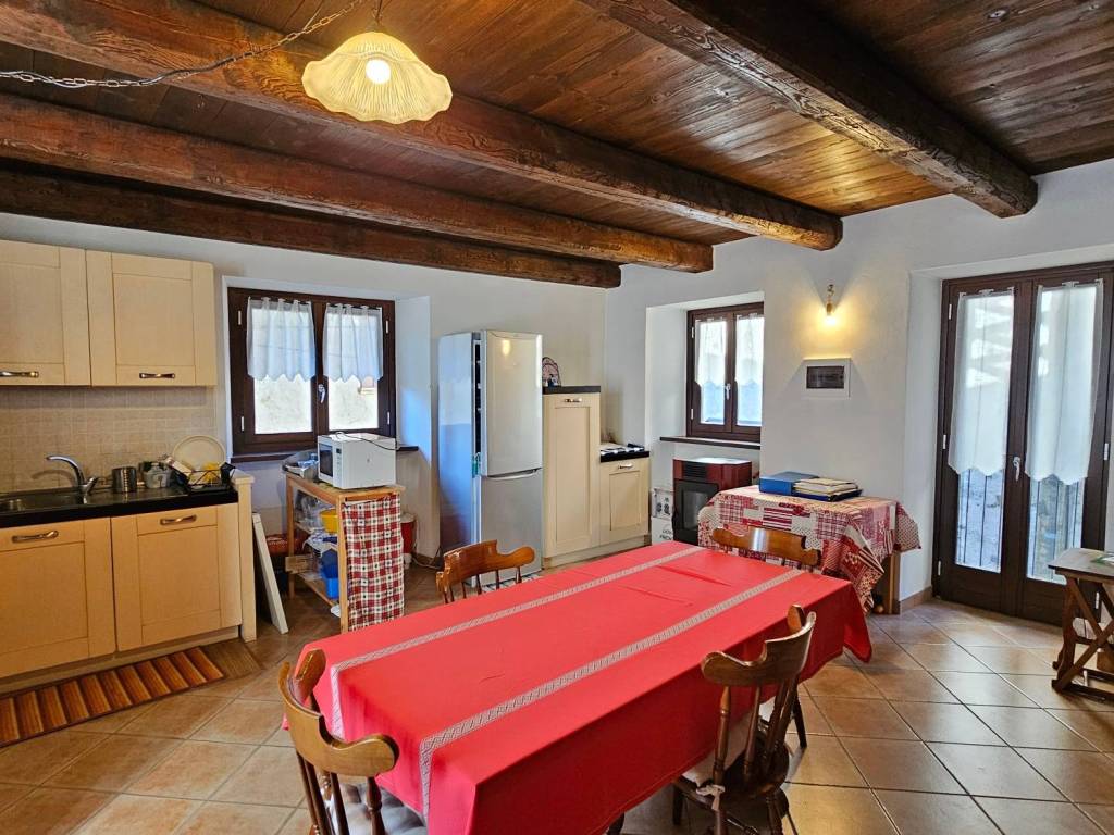 Villa a Varallo in Località Dovesio - Foto 5