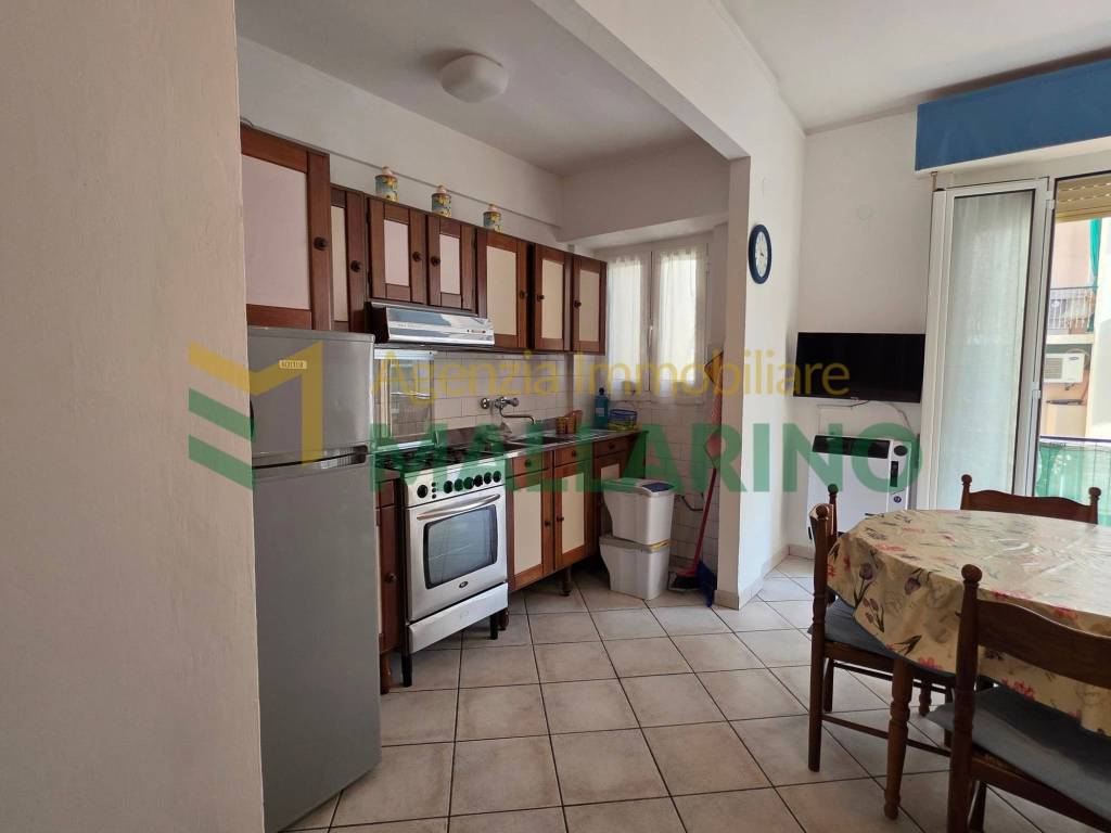 Appartamento a Finale ligure in Via Veneto - Foto 2