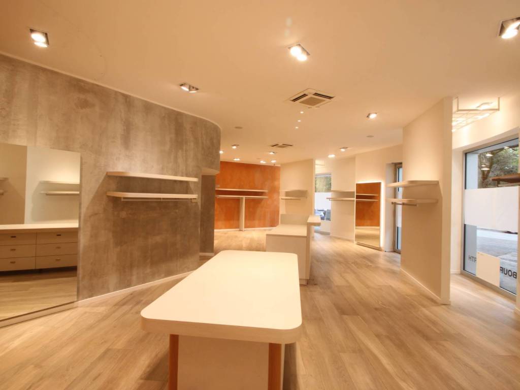 Immobile a Gradisca d'isonzo in piazza unità - Foto 4