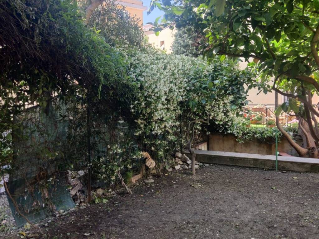 Appartamento a Laigueglia in Piazza Edmondo De Amicis, 13 - Foto 2