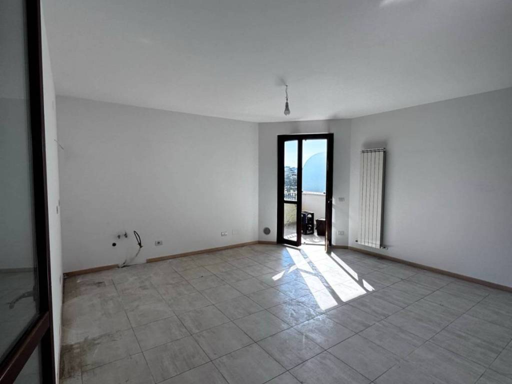 Appartamento a Montegiorgio in Via Faleriense Ovest, 27 - Foto 5