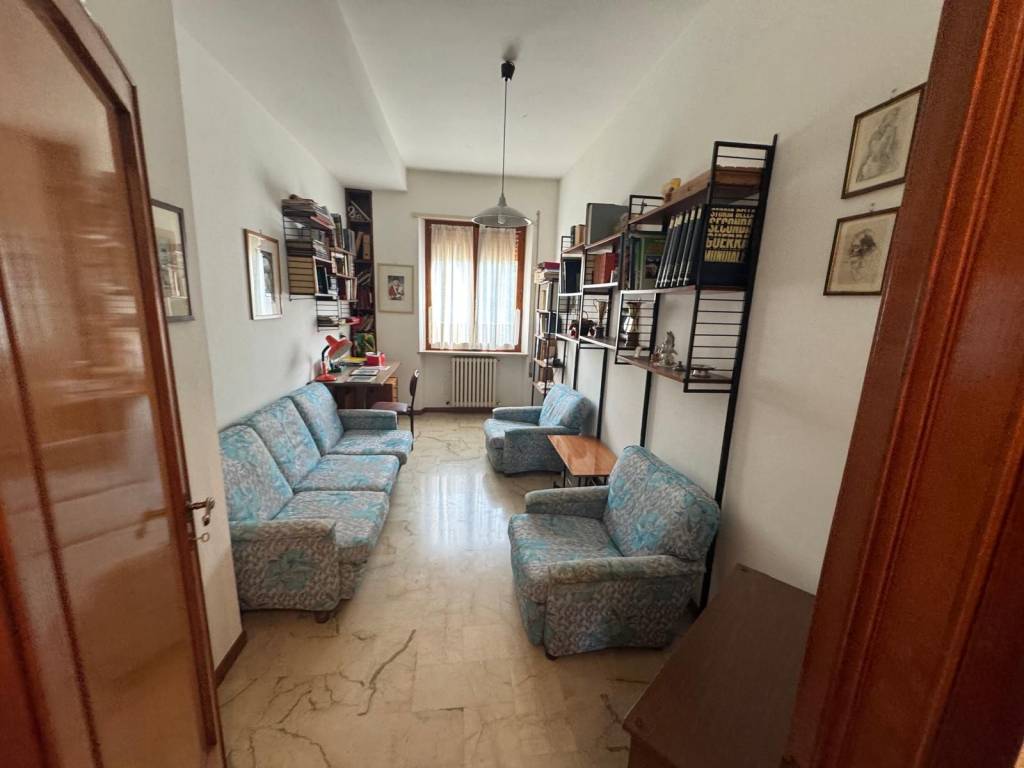 Appartamento a Passignano sul trasimeno in Piazza Castello - Foto 4
