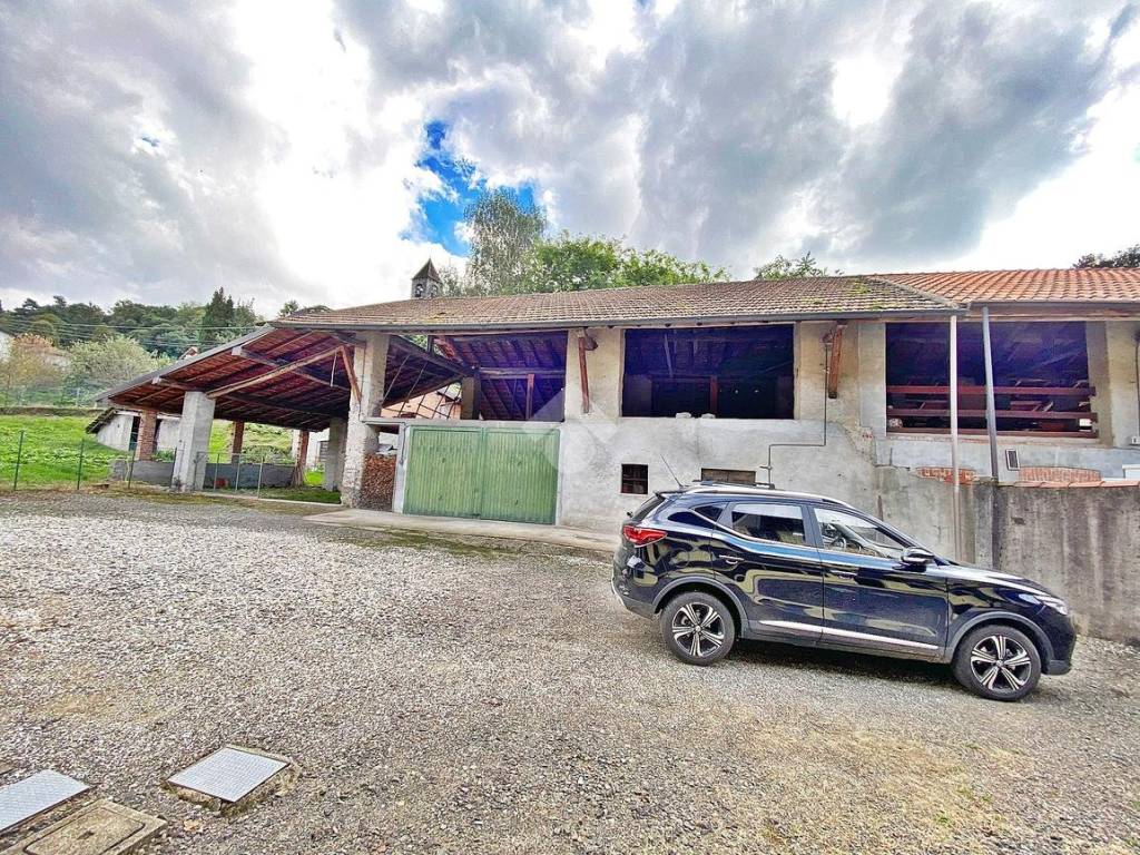 Casa indipendente a Angera in Via Sant'Ambrogio, 2 - Foto 5