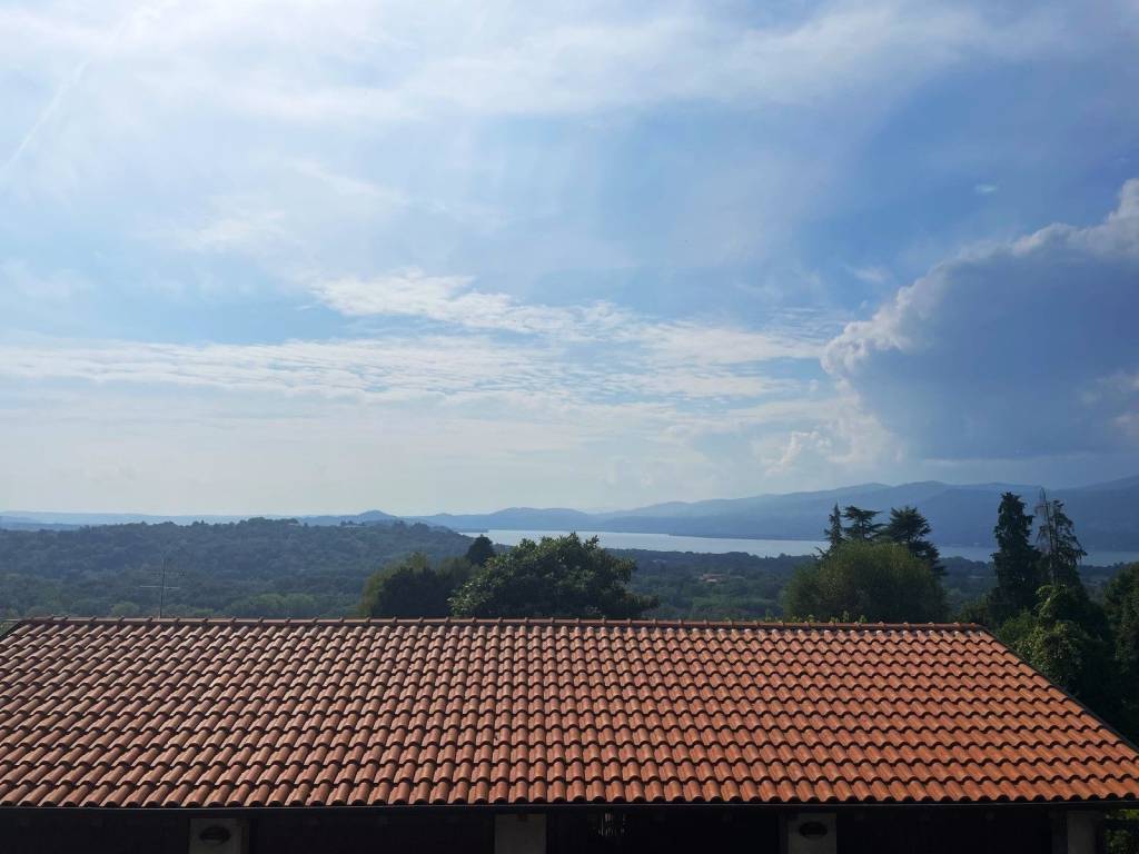 Villa a Besozzo in Via Trento - Foto 2