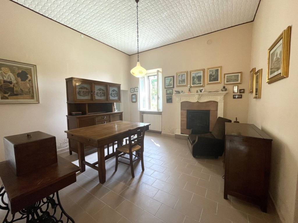 Villa a Besozzo in Via Trento - Foto 3