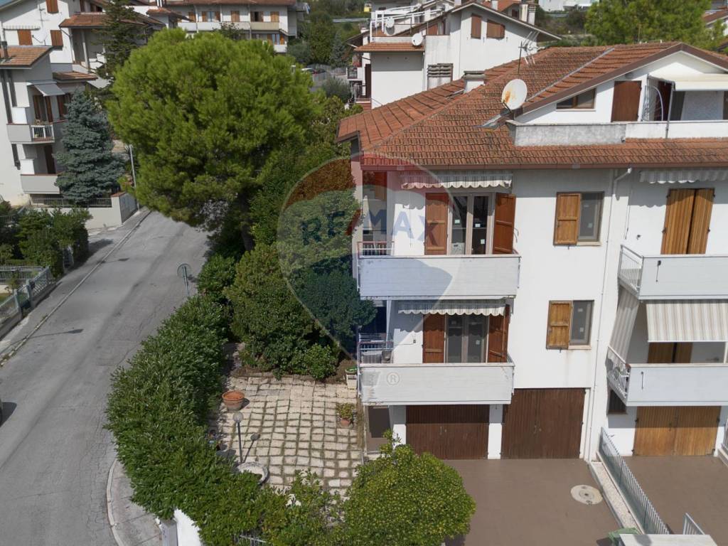 Casa indipendente a Montemarciano in via dei mandorli, 10 - Foto 3