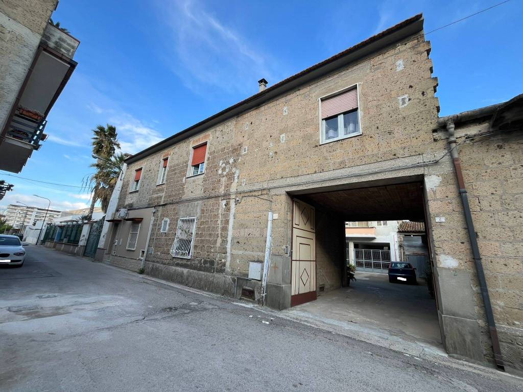 Appartamento a Curti in Via Alessandro Manzoni - Foto 4