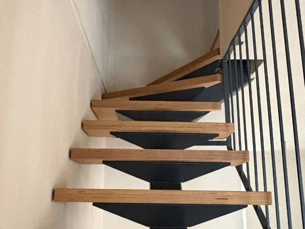 Appartamento a Cannobio in Via Paolo Zaccheo, 16 - Foto 2