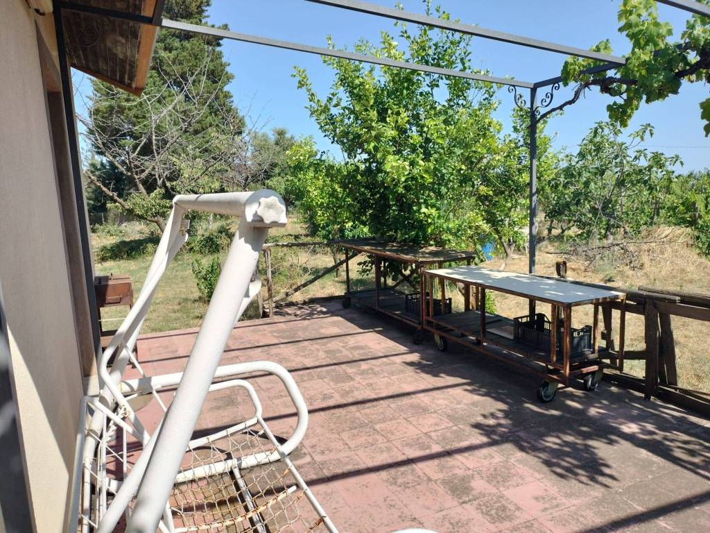 Villa a Trecastagni in Via Carpene - Foto 2