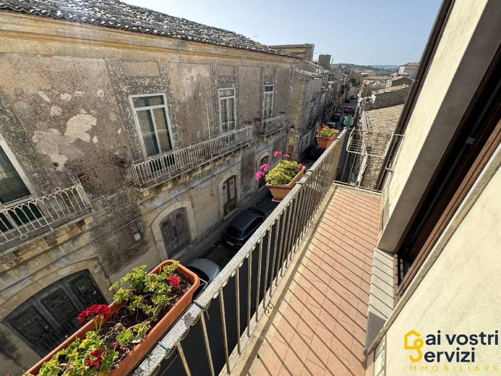 Appartamento a Palazzolo acreide in Via Garibaldi - Foto 2