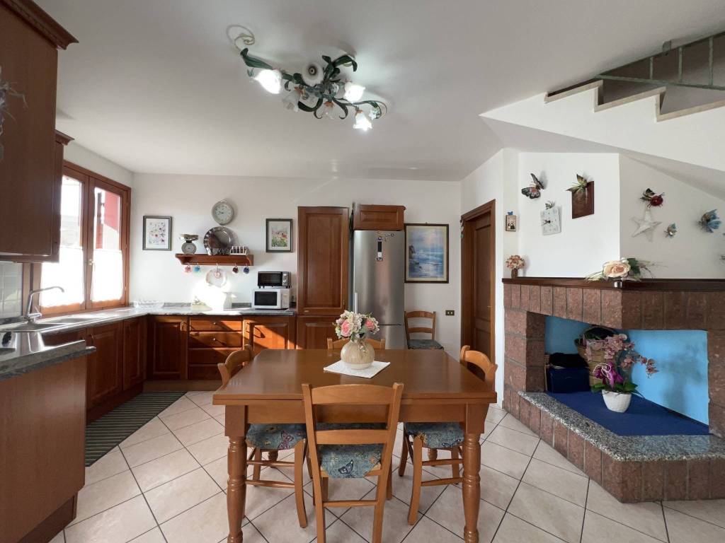 Villetta a schiera a Pula in Via Francesco Petrarca, 6 - Foto 5