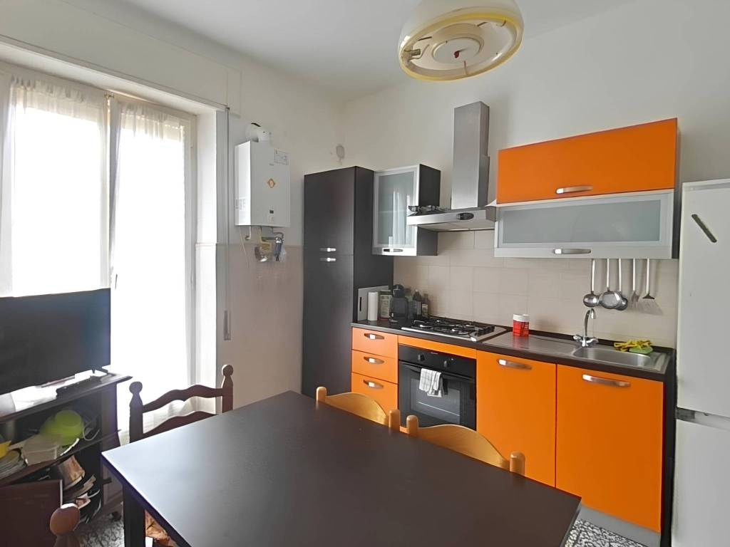 Appartamento a Lerici in Via Oronte Petriccioli - Foto 2