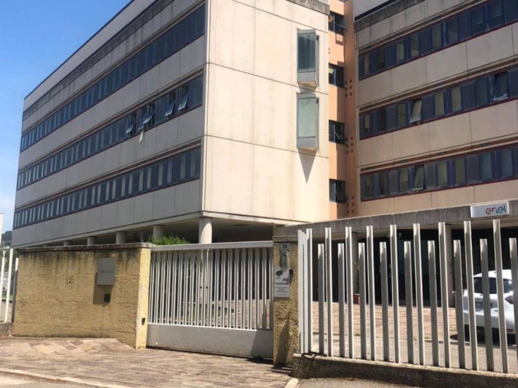 Palazzo / stabile a Perugia in Via Cortonese, 145 - Foto 3