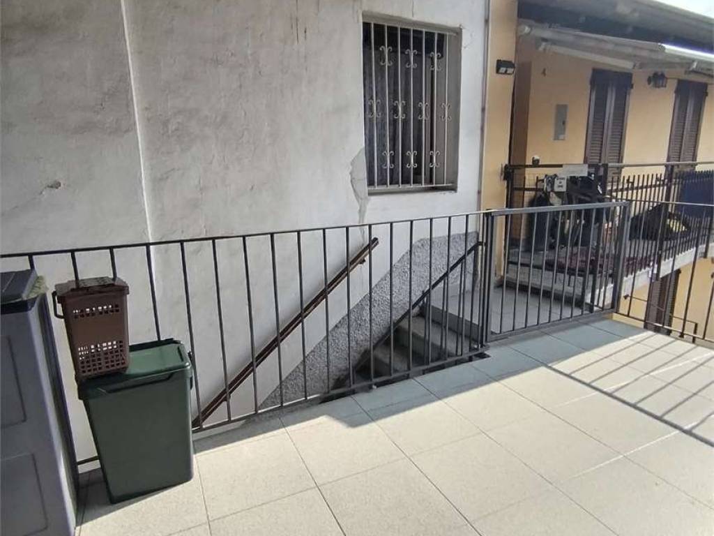 Appartamento a Malnate in via don gnocchi, 8 - Foto 2