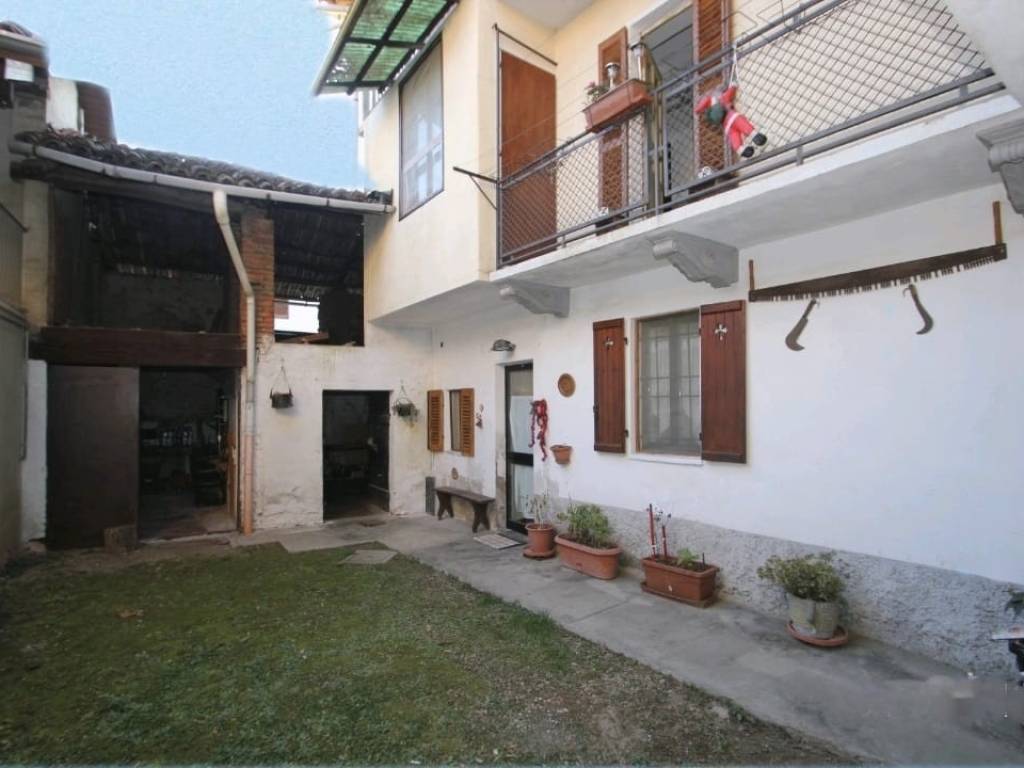 Casa indipendente a Mongrando in Via Vittorio Veneto, 94 - Foto 2
