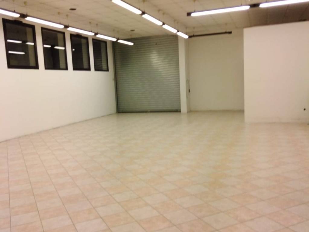 Villa a Cento in Via Alessandro Volta, 42 - Foto 4