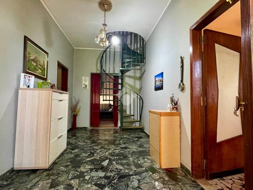 Villa a Selvazzano dentro in Via Rodi, 15 - Foto 2