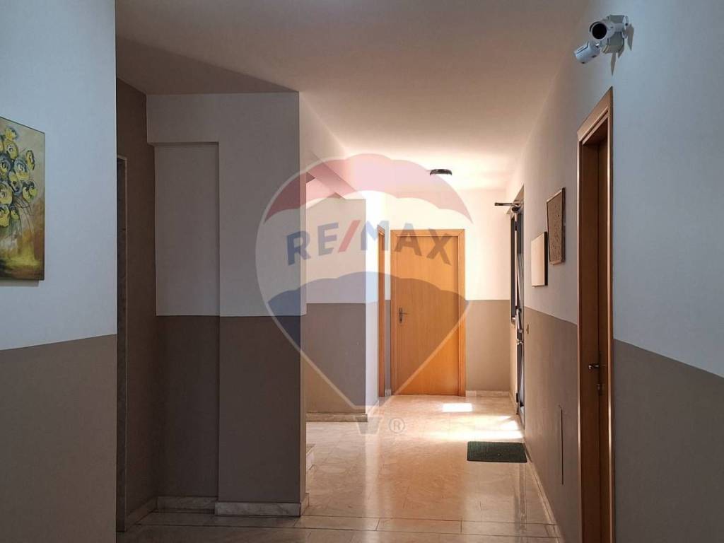 Appartamento a Rosolini in Viale Ins. R. Errante, 1 - Foto 2