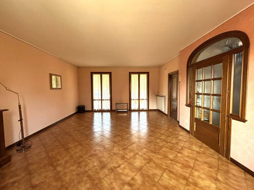 Villa a Curtatone in Via Vittorina Gementi - Foto 4