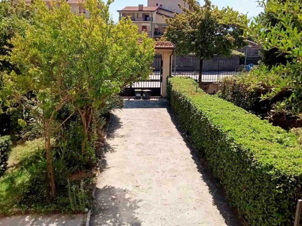 Appartamento a Avezzano in Via XX Settembre - Foto 4