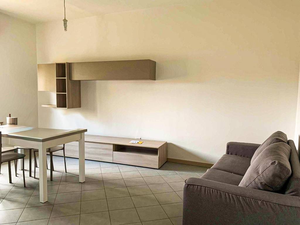 Appartamento a Castel goffredo in Viale Monte Grappa - Foto 3