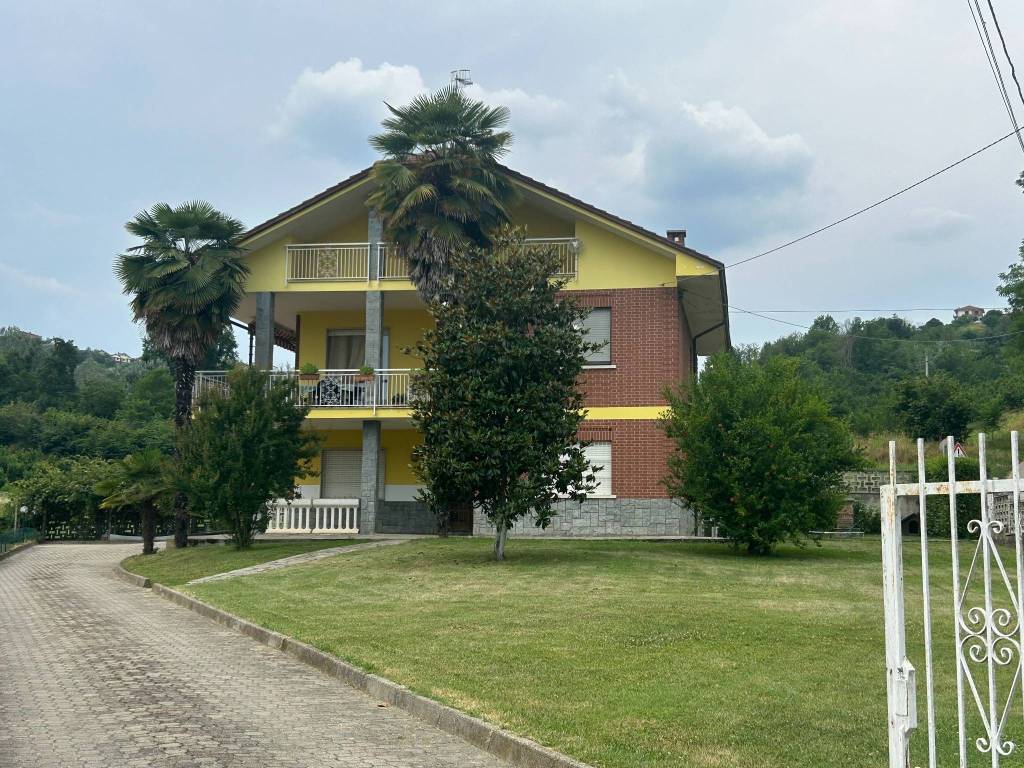 Villa a Cisterna d'asti in Frazione San Matteo Cima - Foto 2