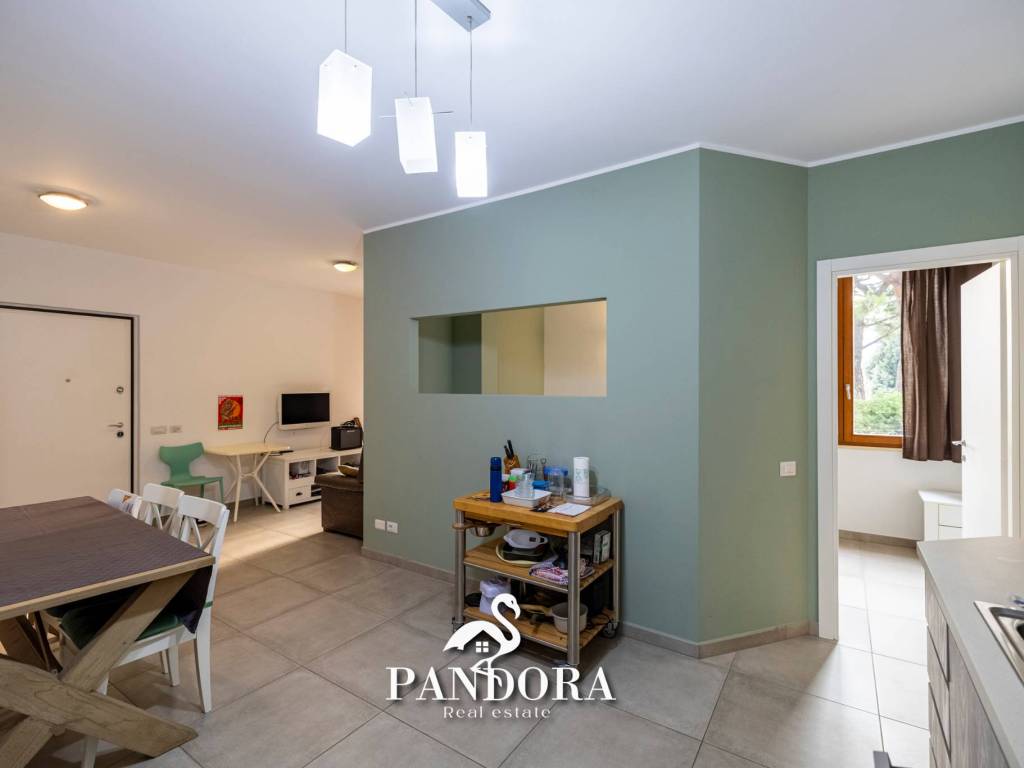 Appartamento a Ispra in via Verbano, 93 - Foto 5