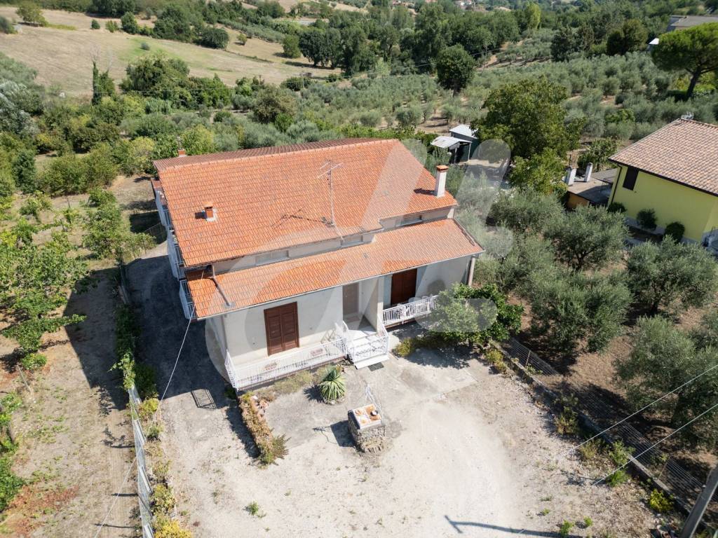 Villa a Calvi in Via Appia - Foto 2