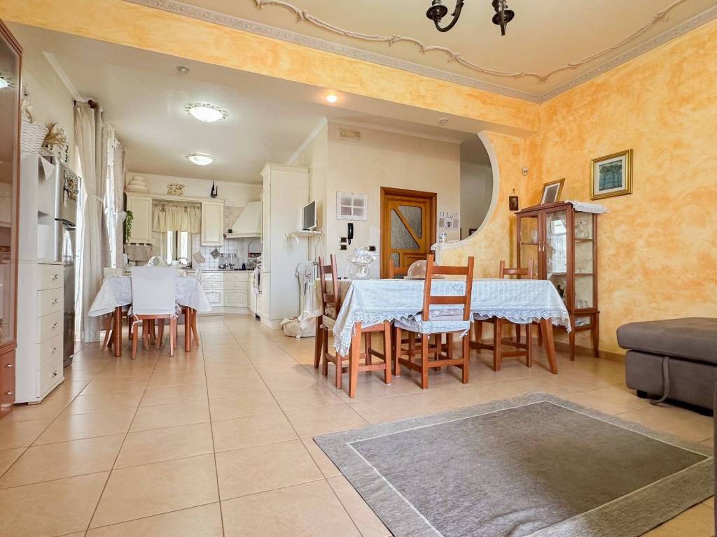 Appartamento a Manfredonia in Via Luigi Allegato - Foto 5
