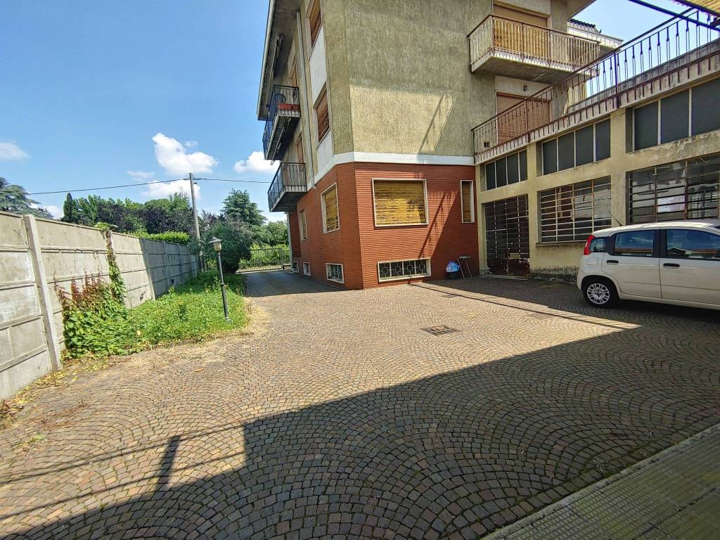 Immobile a Samarate in Via Nino Locarno - Foto 2