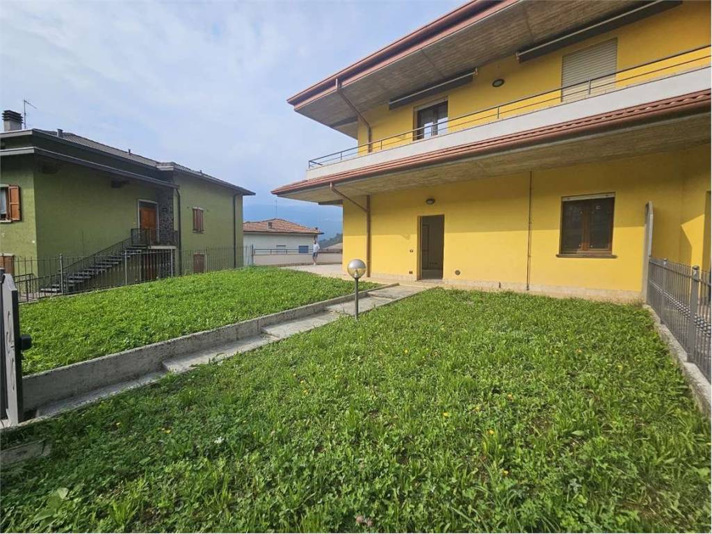 Appartamento a Locatello in Via Passeggiata dei Francesci, 3 - Foto 3