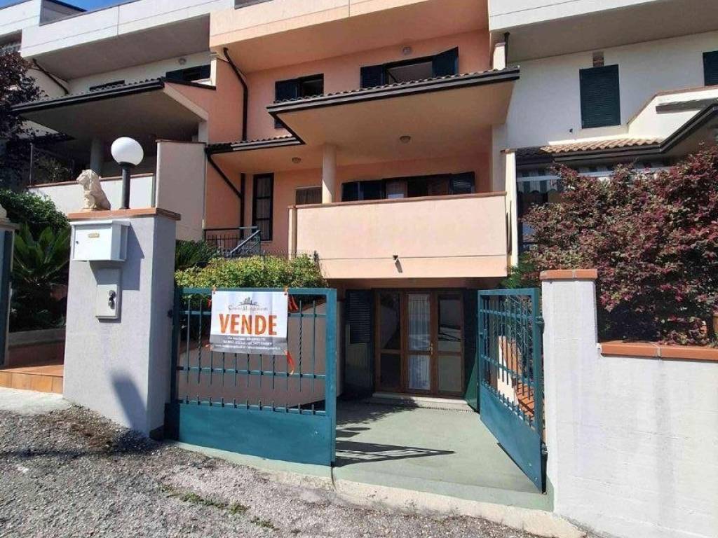 Villetta a schiera a Tortoreto in Via 24 Maggio, 16 - Foto 3