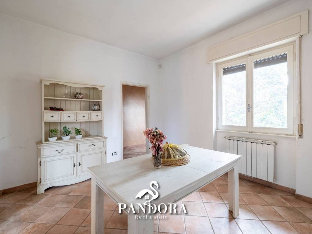 Appartamento a Angera in via varesina , 34 - Foto 3