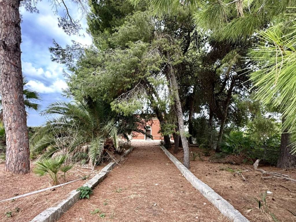Villa a Nardò in Via Benedetto Leuzzi, 8 - Foto 3
