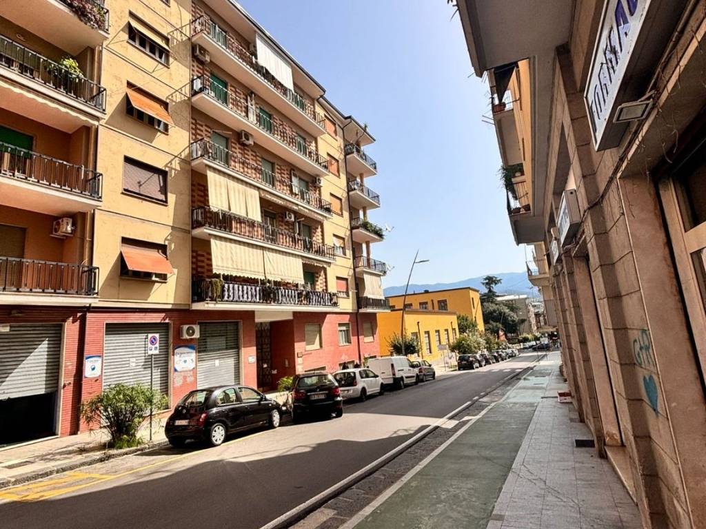 Appartamento a Cosenza in Via Umberto Tancredi, 26 - Foto 2