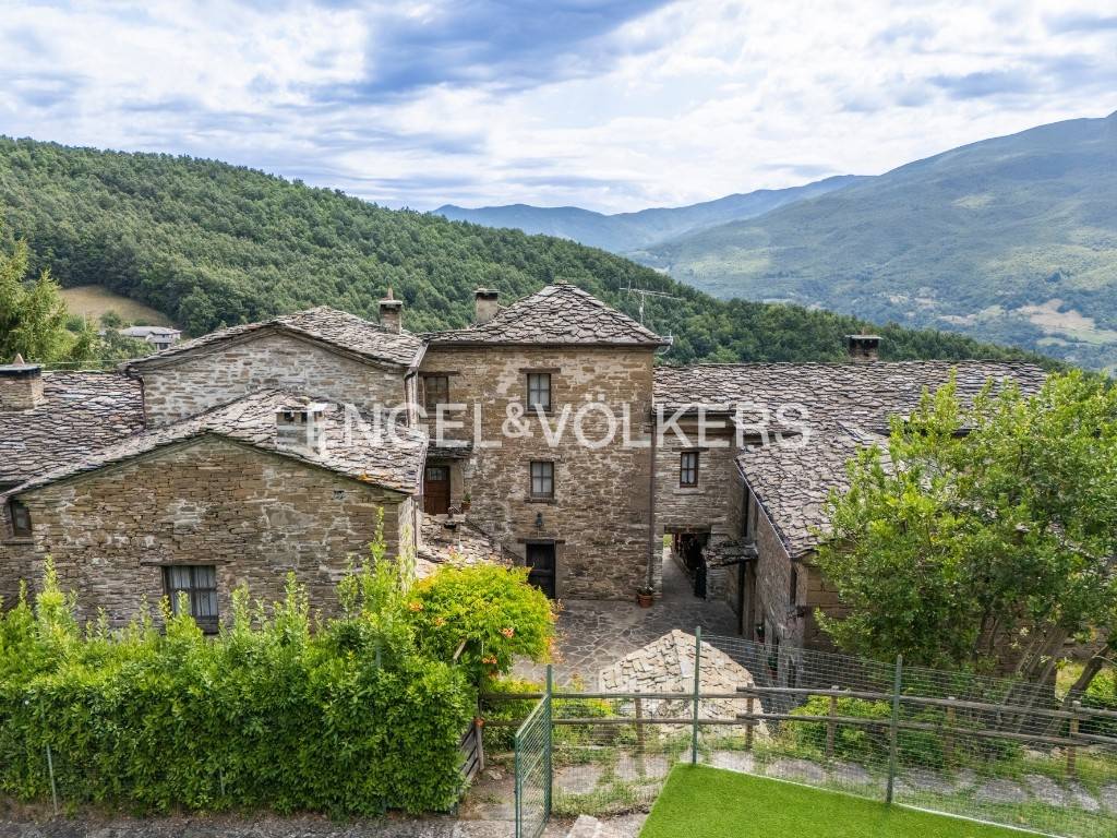 Immobile a Borgo val di taro in Località Tovi Fraz. San Pietro - Foto 2