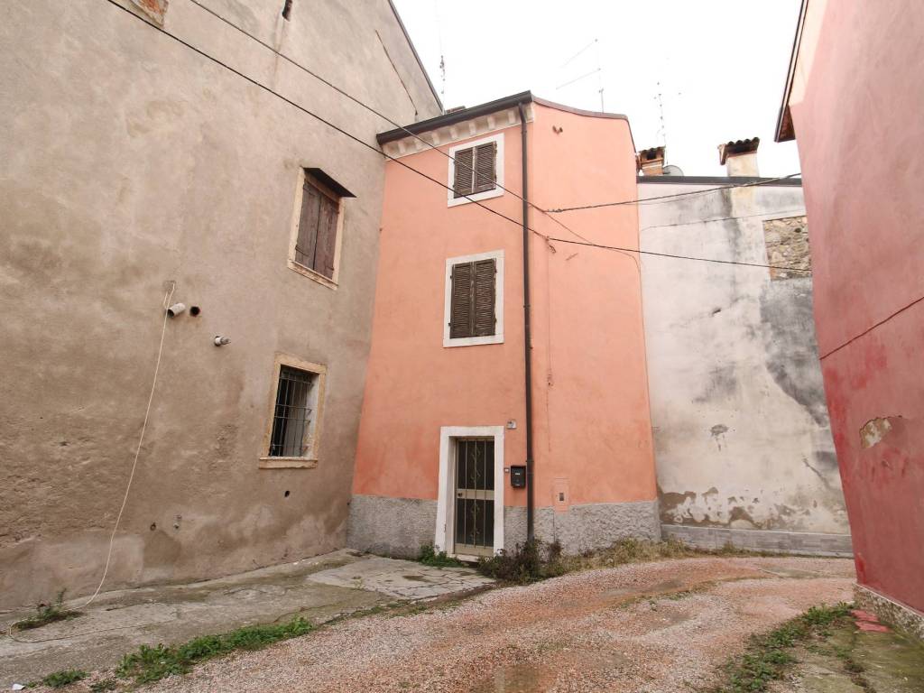Casa indipendente a Caldiero in Via Mirandola - Foto 2