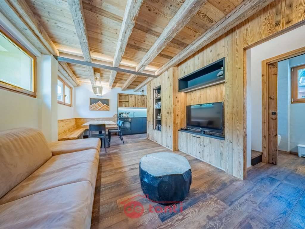 Appartamento a Madesimo in Via G. Carducci, 2 - Foto 2