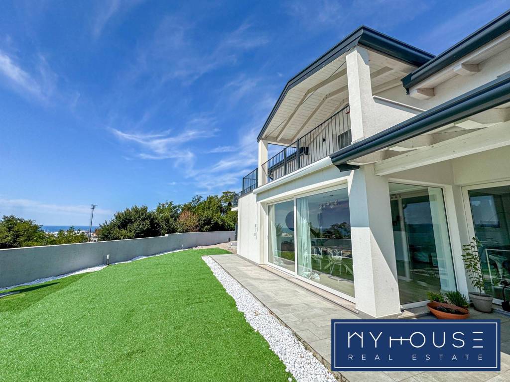 Villa a Trieste in Via Brigata Casale - Foto 5