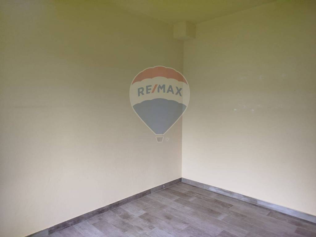 Appartamento a Vellezzo bellini in Via Partigiani - Foto 4